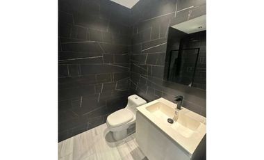 Se Alquila Lujoso Apartamento en Ave Balboa