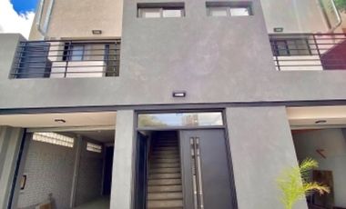 Duplex en venta en El Palomar