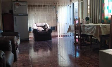 Merlo  lote de 10x27,50 con dos casas, precio total:  U$S 90.000
