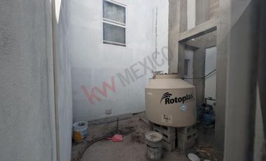 Propiedad en venta con 4 departamentos. Clínica IMSS 35