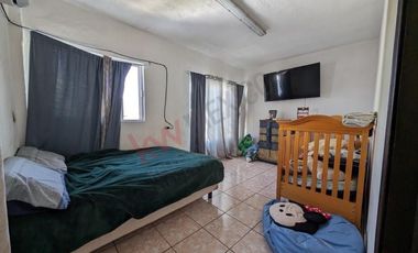 Propiedad en venta con 4 departamentos. Clínica IMSS 35