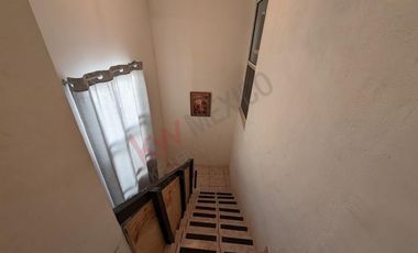 Propiedad en venta con 4 departamentos. Clínica IMSS 35