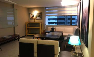 Suite de alquiler en Puerto Santa Ana, amoblada, frente al río, 1 parqueo.