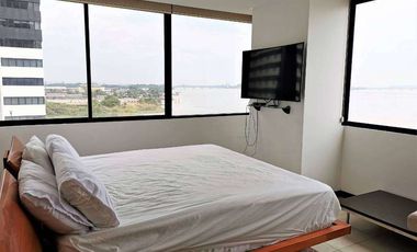 Suite de alquiler en Puerto Santa Ana, amoblada, frente al río, 1 parqueo.