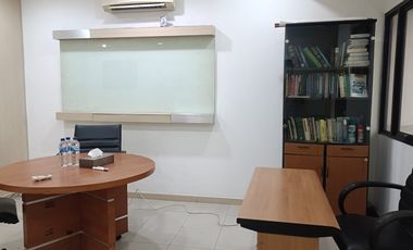 DISEWAKAN RUANG USAHA APT. CERVINO 1 UNIT SEMI FURNISHED