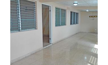Vendo casa al lado de la Barriada las Cumbrecitas *LC-06*