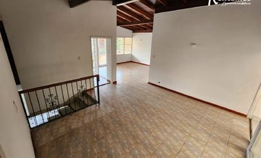 casa en arriendo en estadio. Cod A775694