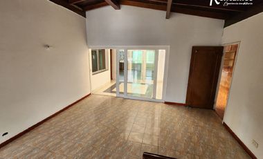 casa en arriendo en estadio. Cod A775694
