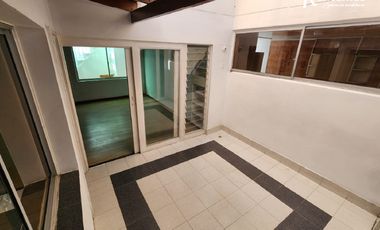 casa en arriendo en estadio. Cod A775694
