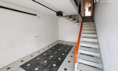 casa en arriendo en estadio. Cod A775694