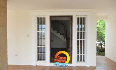 Venta Casa Frente Al Mar en El Malecón de Playas Villamil