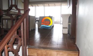 Venta Casa Frente Al Mar en El Malecón de Playas Villamil