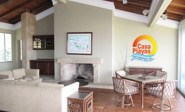 Venta Casa Frente Al Mar en El Malecón de Playas Villamil