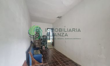casa en venta en antonia santos. Cod V61682