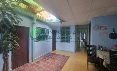 casa en venta en antonia santos. Cod V61682