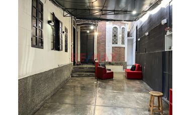 🚀 🔥 ¡Punto Estratégico! Casa/Local Comercial Frente Al Parque De Las Aguas (168 M² / 1Er Piso) 🔥