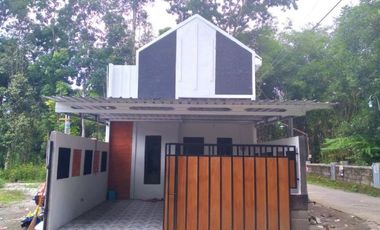 Rumah Cantik Minimalis Model Eropa Perum Elite Karta Kirana
