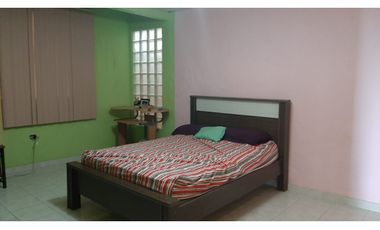 CASA EN CERRO AZUL, LAS VISTAS EN  2.500M2 DE TERRENO