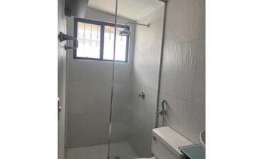 VENTA CASA EN BETANIA MIRAFLORES 282M2