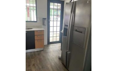 VENTA CASA EN BETANIA MIRAFLORES 282M2