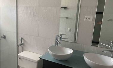 VENTA CASA EN BETANIA MIRAFLORES 282M2