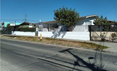 Se Vende Casa con Local Comercial cercano al centro de Quilpué