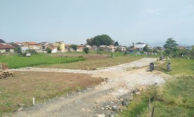 Rumah New Minimalis Asri dan Nyaman Murah 2 lantai di Cimahi Utara 5 menit ke Alun" Cimahi Cicilan Mulai 4 juta-an.