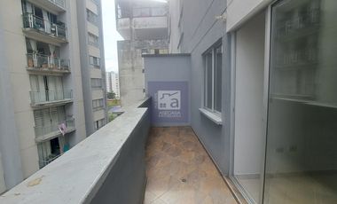 COD. 4206 - SE ARRIENDA APARTAMENTO - BARRIO: BOLIVAR