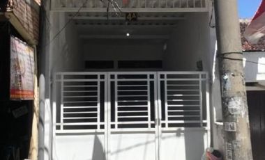 Rumah di Gubeng Kertajaya Row jalan 2mobil
