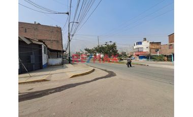 Ocasion! Venta! Casa De 3 Pisos Con Entradas Independientes En Wiesse - Sjl