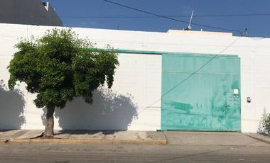 BODEGA EN RENTA EN ESQUINA PALIZA Y RÍO HUMAYA EN  COL. LOMAS DE GUADALUPE, CULIACÁN ¡Ideal para tu negocio!