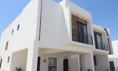 CASA EN RENTA EN CASTELLO, VIÑEDOS, TORREÓN