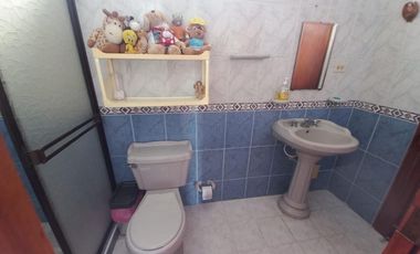 COD. 577 - SE VENDE CASA - BARRIO: FLORENCIA I