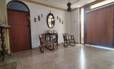 COD. 577 - SE VENDE CASA - BARRIO: FLORENCIA I