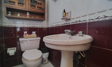 COD. 577 - SE VENDE CASA - BARRIO: FLORENCIA I