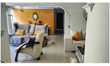Apartamento en Venta, Castellana en la Comuna 11 de Medellín