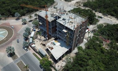 Oficina en venta en nuevo centro urbano de Playa del Carmen, cruz de servicios.