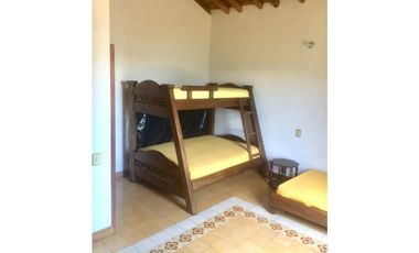 VENDEMOS FINCA EN AMAGA