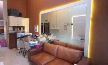 Rumah Gununganyar Tambak , Strategis, Modern Full Furnished