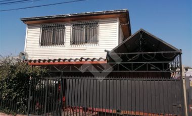 Casa en Venta en Avenida Américo Vespucio / Segunda Transversal