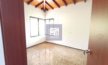COD. 5044 - SE ARRIENDA CASA - BARRIO: ACAPULCO