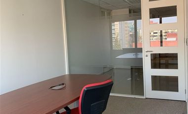Oficina en Arriendo en 161.538 - Arriendo Oficina Providencia Andres Bello con Francisco Noguera - 180Mts
