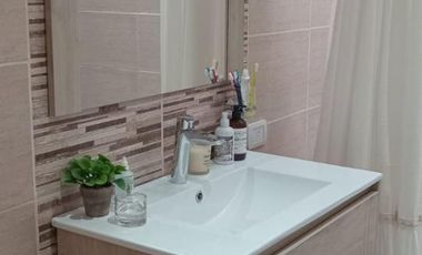 CASA DE PASILLO. ROSARIO AL 400. 2 PLANTAS. JARDÍN. COCHERA. BARRIO PARAÍSO. BAIGORRIA. IMPECABLE ESTADO