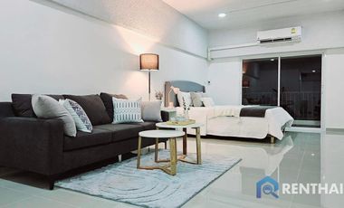 Ready to move in! Large studio unit in Wongamat Garden Beach Pattaya