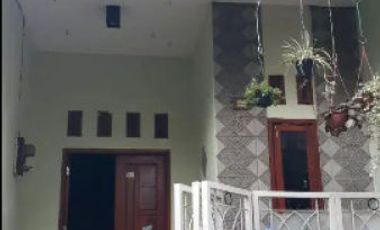 Dijual Murah Rumah Renov Jl Dupak Pasar Baru Krembangan Surabaya