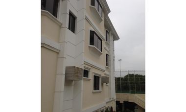 LOS OLIVOS Av Leopoldo Carrera edificio en corredor comercialr