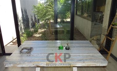 Casa en venta de 5 dorm. en Colina