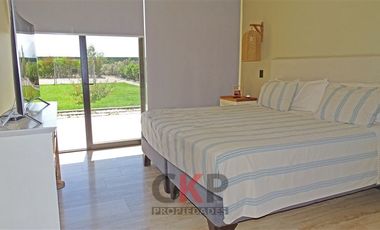 Casa en venta de 5 dorm. en Colina