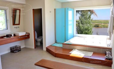 Mansion en el Delta | Isla Santa Monica | Al Rio San Antonio | 10 personas