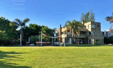 Mansion en el Delta | Isla Santa Monica | Al Rio San Antonio | 10 personas